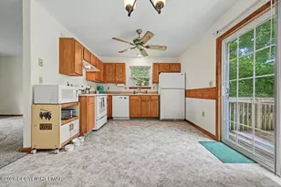 141 Acorn Ln, Kunkletown, PA 18058 - Photo 10