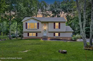 141 Acorn Ln, Kunkletown, PA 18058 - Photo 1