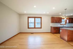 902 Thornberry Ct, East Stroudsburg, PA 18302 - Photo 16