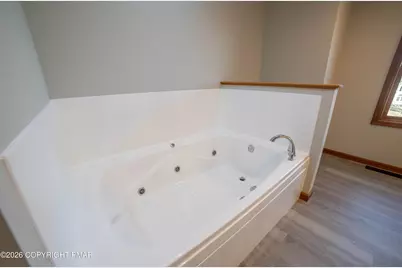  902 Thornberry Court, East Stroudsburg, PA 18302 - Photo 44