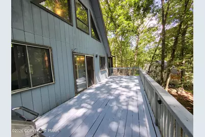  193 Bellingham Drive, Bushkill, PA 18324 - Photo 32