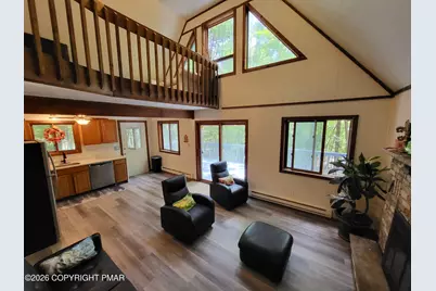  193 Bellingham Drive, Bushkill, PA 18324 - Photo 4