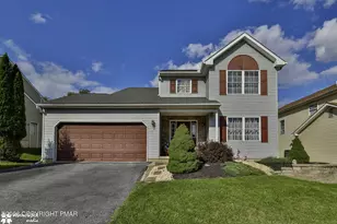 5016 Foxrun Ln, Whitehall, PA 18052 - Photo 2