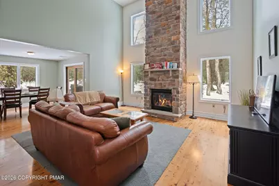  2236 Hillcrest Drive, Pocono Pines, PA 18350 - Photo 8