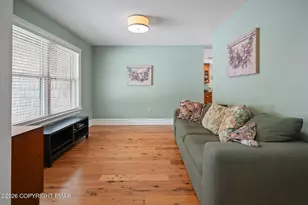 2236 Hillcrest Dr, Pocono Pines, PA 18350 - Photo 6
