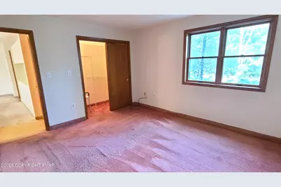  146 Foxfire Drive #APT 203, Mount Pocono, PA 18344 - Photo 12