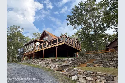  1458 N Rocky Mountain Drive, Effort, PA 18330 - Photo 2