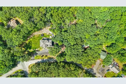  424 Saunders Drive, Bushkill, PA 18324 - Photo 36