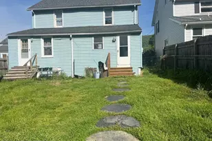 16 - 18 E Main St, Pen Argyl, PA 18072 - Photo 2