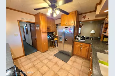 31 E Ludlow Street, Summit Hill, PA 18250 - Photo 16