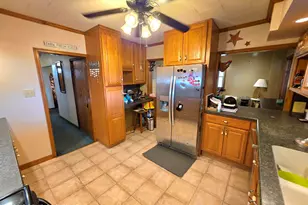 31 E Ludlow St, Summit Hill, PA 18250 - Photo 16