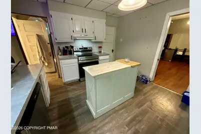  320 W Ridge Street, Lansford, PA 18232 - Photo 2