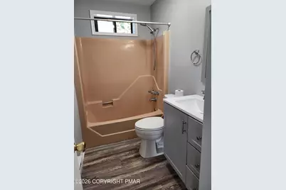  15 Pointe Street #2nd floor, Mount Pocono, PA 18344 - Photo 6