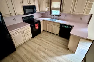 3122 Gabrielle Ln, East Stroudsburg, PA 18301 - Photo 6