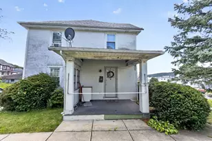112 W Bertsch St, Lansford, PA 18232 - Photo 2