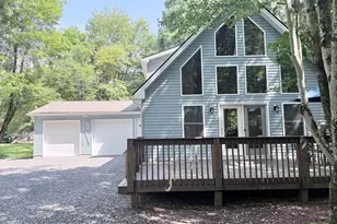 48 Keats Ln, Albrightsville, PA 18210 - Photo 2