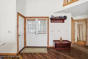 207 Sycamore Ct, Tannersville, PA 18372 - Photo 4