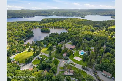  1152 Wallenpaupack Drive, Lake Ariel, PA 18436 - Photo 18