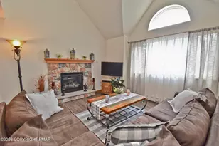 614 Washington Pl, Tobyhanna, PA 18466 - Photo 4