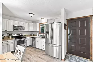 138 Cross Country Ln, Tannersville, PA 18372 - Photo 6