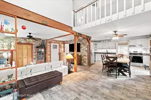 2385 Winding Way, Tobyhanna, PA 18466 - Photo 10