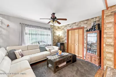  2385 Winding Way, Tobyhanna, PA 18466 - Photo 4