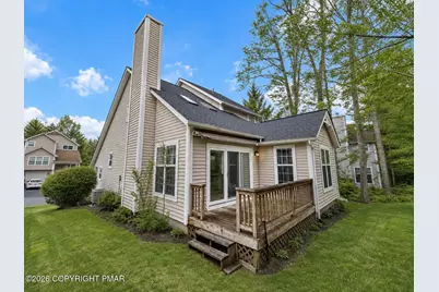  212 Hawthorne Village Court, East Stroudsburg, PA 18302 - Photo 2