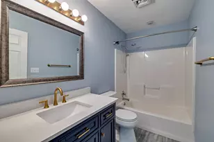 212 Hawthorne Village Ct, East Stroudsburg, PA 18302 - Photo 14