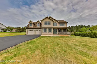  42 Louis Circle, Drums, PA 18222 - Photo 2