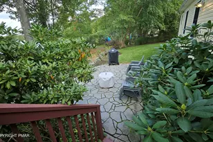 1255 Hawthorn Terrace, Pocono Summit, PA 18346 - Photo 8