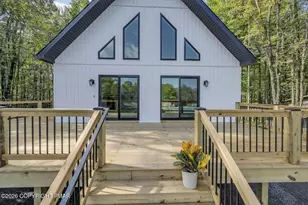 4108 Catawissa Dr, Pocono Lake, PA 18347 - Photo 4