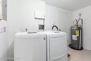 1847 Shadyside Dr, Tobyhanna, PA 18466 - Photo 16
