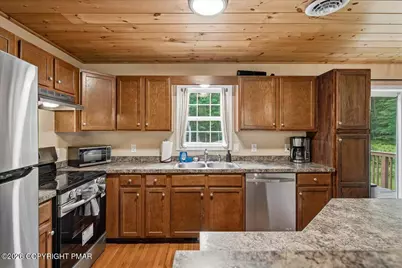  255 Hillary Drive, Freeland, PA 18224 - Photo 8