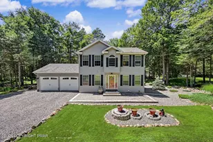 15 Lakeside Ln, Albrightsville, PA 18210 - Photo 1