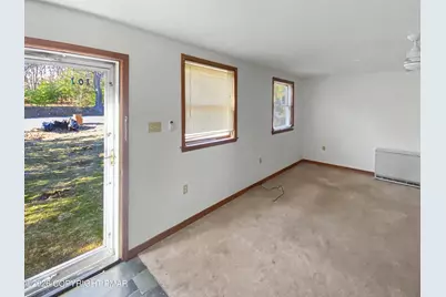  1424 Twin Pine Road, Stroudsburg, PA 18360 - Photo 12
