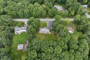 7 Flagstone Ln, East Stroudsburg, PA 18302 - Photo 36