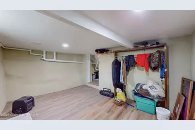  913 Sarah Street, Stroudsburg, PA 18360 - Photo 26
