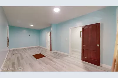  913 Sarah Street, Stroudsburg, PA 18360 - Photo 12