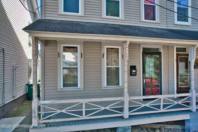  913 Sarah Street, Stroudsburg, PA 18360 - Photo 4