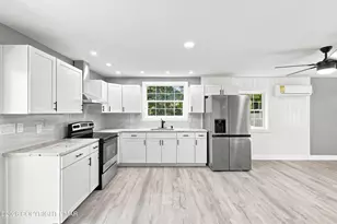 1035 Mt Tom Rd, East Stroudsburg, PA 18301 - Photo 12