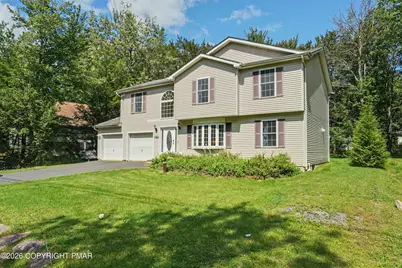  220 Nadine Boulevard, Pocono Summit, PA 18346 - Photo 1