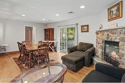  220 Nadine Boulevard, Pocono Summit, PA 18346 - Photo 8