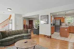 220 Nadine Blvd, Pocono Summit, PA 18346 - Photo 4