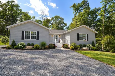  19 Sleepy Hollow Lane, East Stroudsburg, PA 18302 - Photo 2