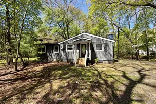 687 Dotters Corner Rd, Kunkletown, PA 18058 - Photo 1