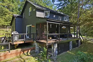 1408 Fox Gap Rd, Bangor, PA 18013 - Photo 2