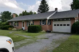 530 Kunkletown Rd, Kunkletown, PA 18058 - Photo 1