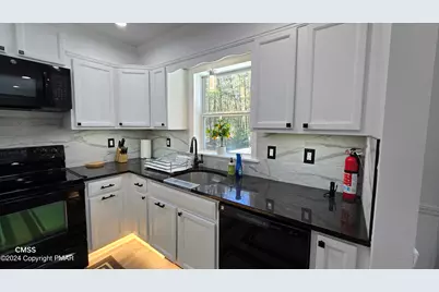  331 Mohansic Lane, Tobyhanna, PA 18466 - Photo 10