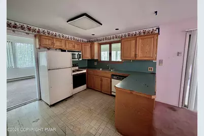  108 Tulip Trail #423, Tobyhanna, PA 18466 - Photo 8