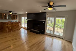 110 Pear Tree Ct Ct, Bushkill, PA 18324 - Photo 6